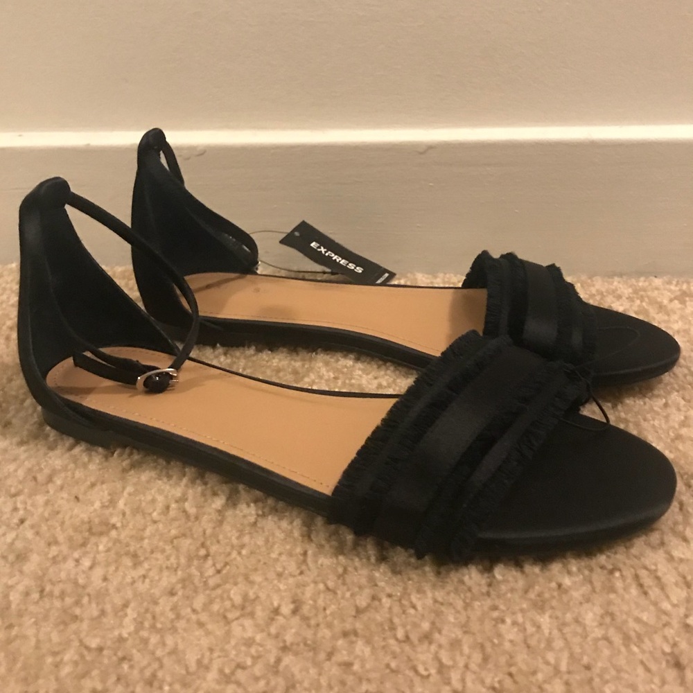 Express Sandals